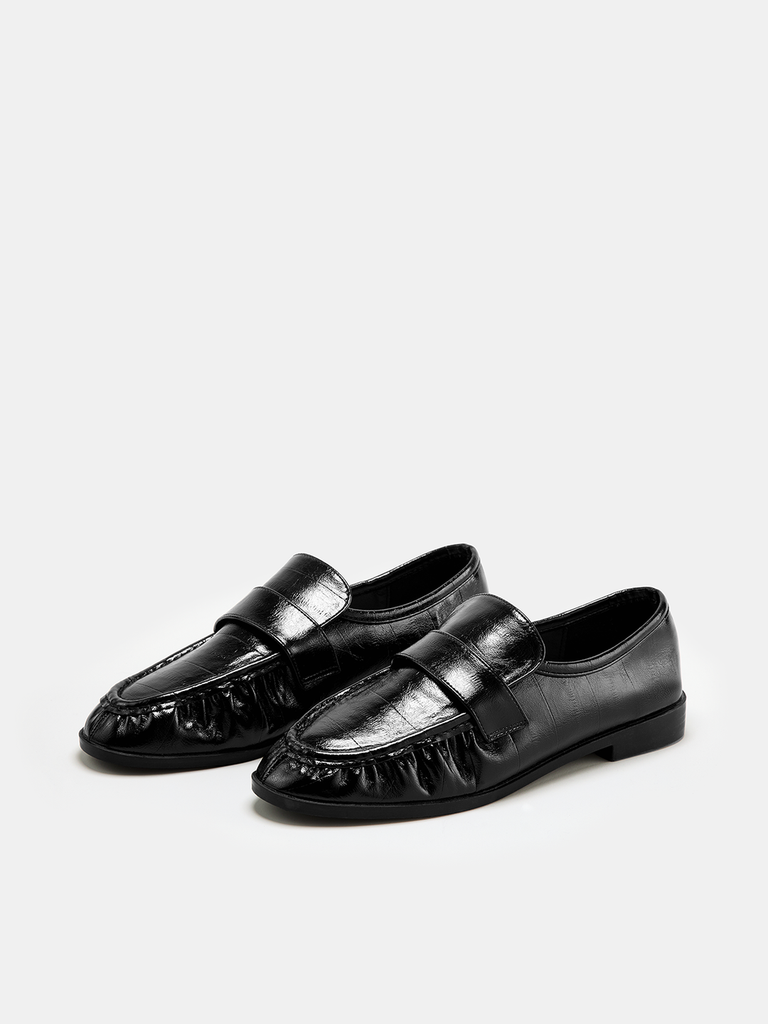 Vintage Ruched Vamp Loafers